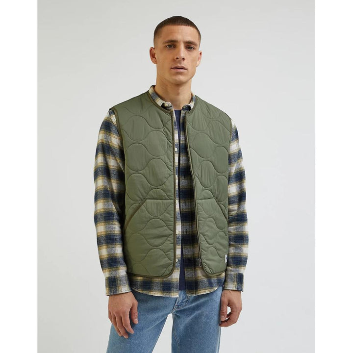 Lee Gilet Vest in Olive Grove