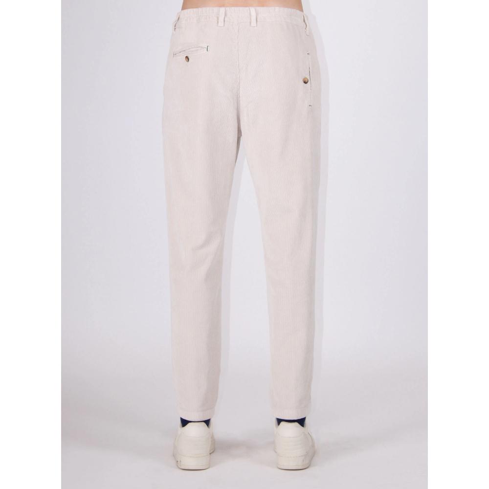 Berna Pantalaccio in Velluto a Coste Panna Uomo