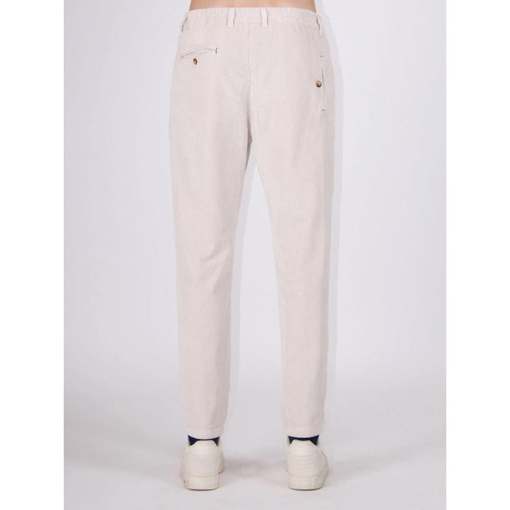 Berna Pantalaccio in Velluto a Coste Panna Uomo