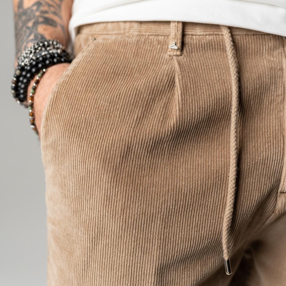 Berna Pantalaccio in Velluto a Coste Coloniale Uomo