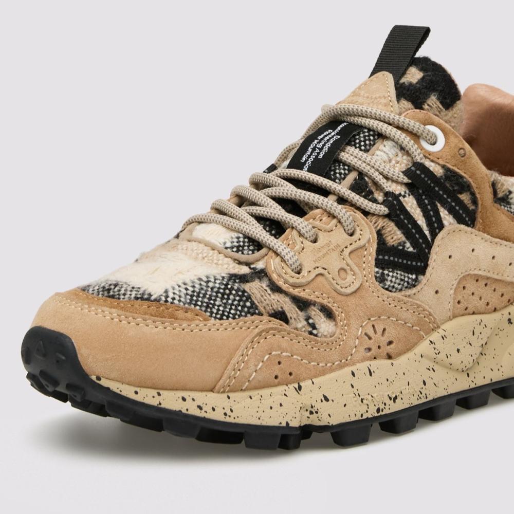 Flower Mountain Yamano 3 Woman Sneakers in Suede e Tessuto Marrone Chiaro