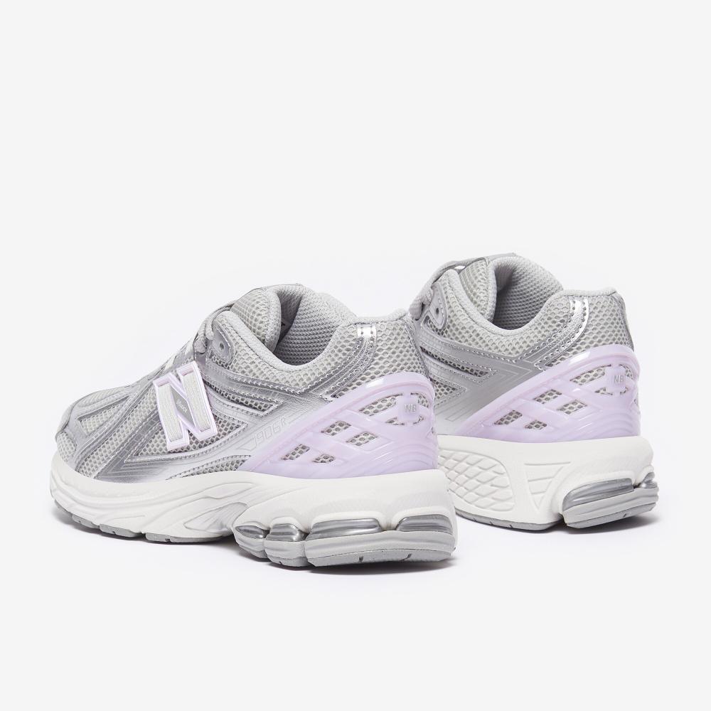 New Balance Sneakeres 1906 Silver
