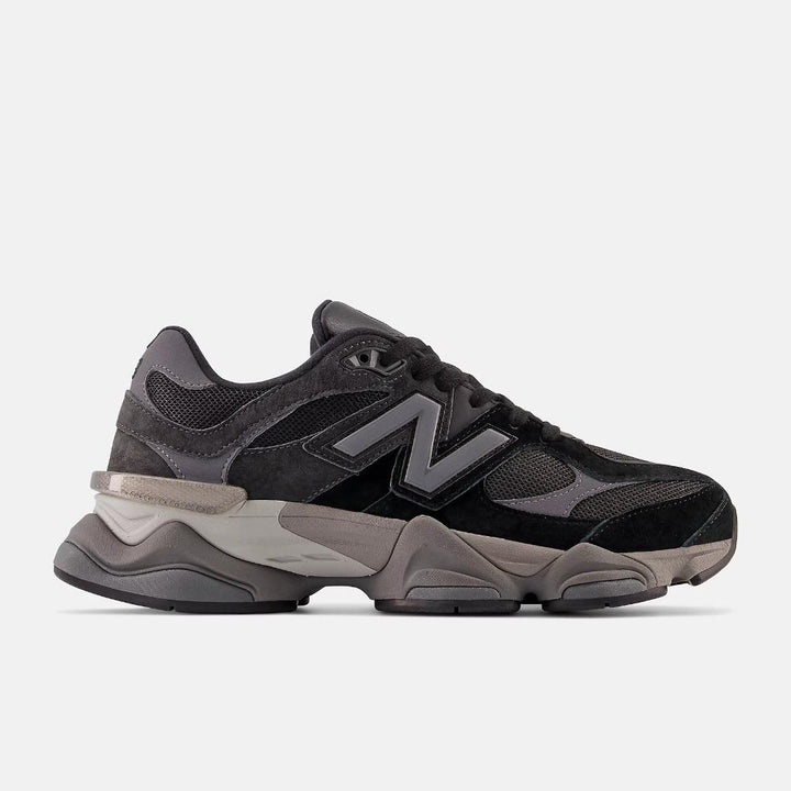 New Balance Sneakers 9060 Nere