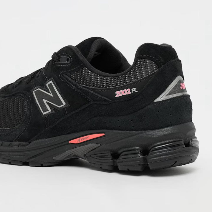New Balance 2002 Black Uomo