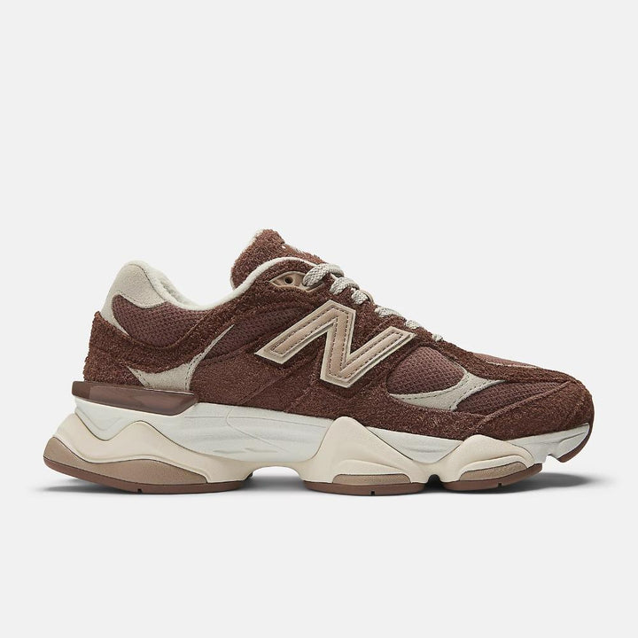 New Balance Sneakers 9060 Brown