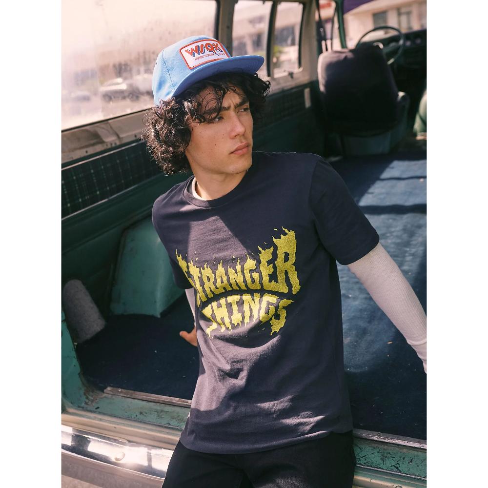 Wralgler X Stranger Things Tee Washed Black Uomo