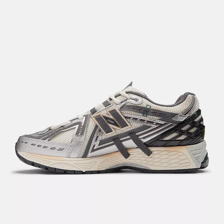 New Balance Sneakers 1906