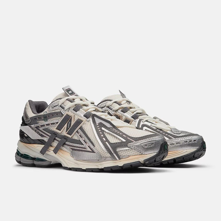 New Balance Sneakers 1906