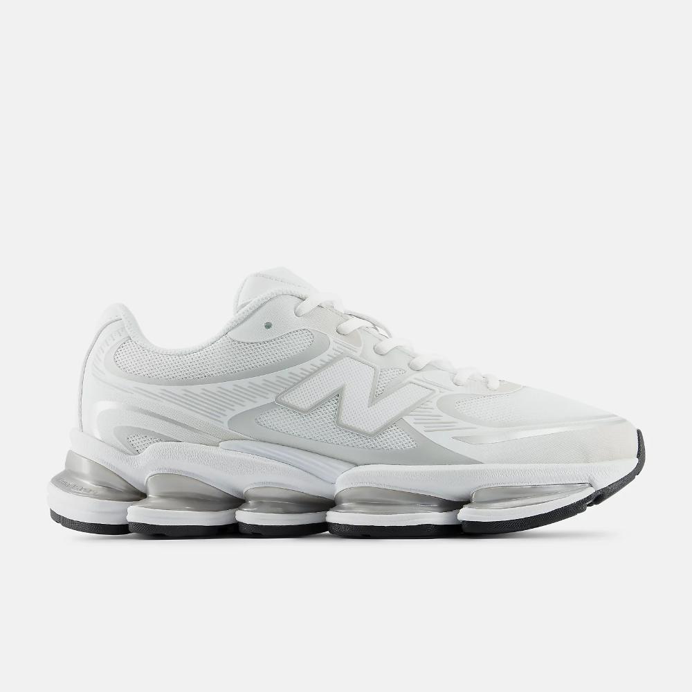 New Balance Sneakers U2000