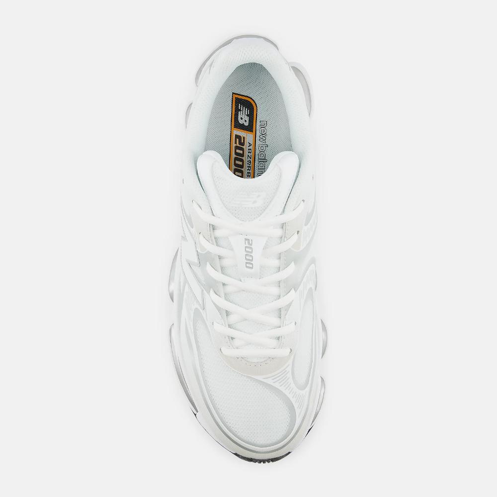 New Balance Sneakers U2000