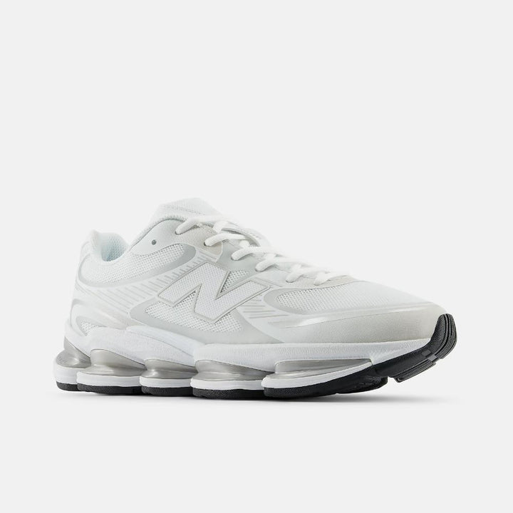 New Balance Sneakers U2000