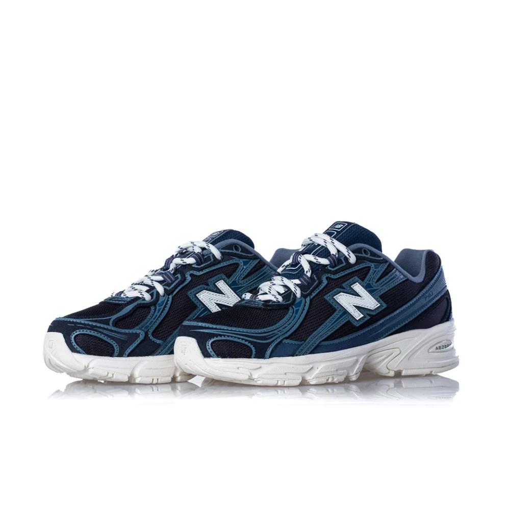 New Balance 740 Navy