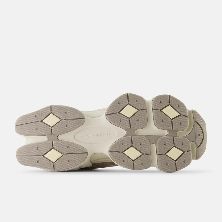 New Balance Sneakers 9060 Mushroom Arid Stone