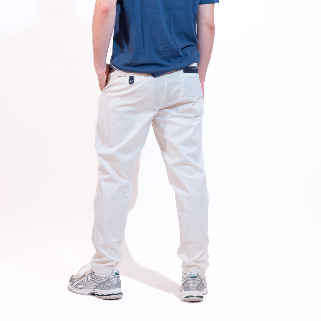 Berna Pantalone Con Pinces Panna