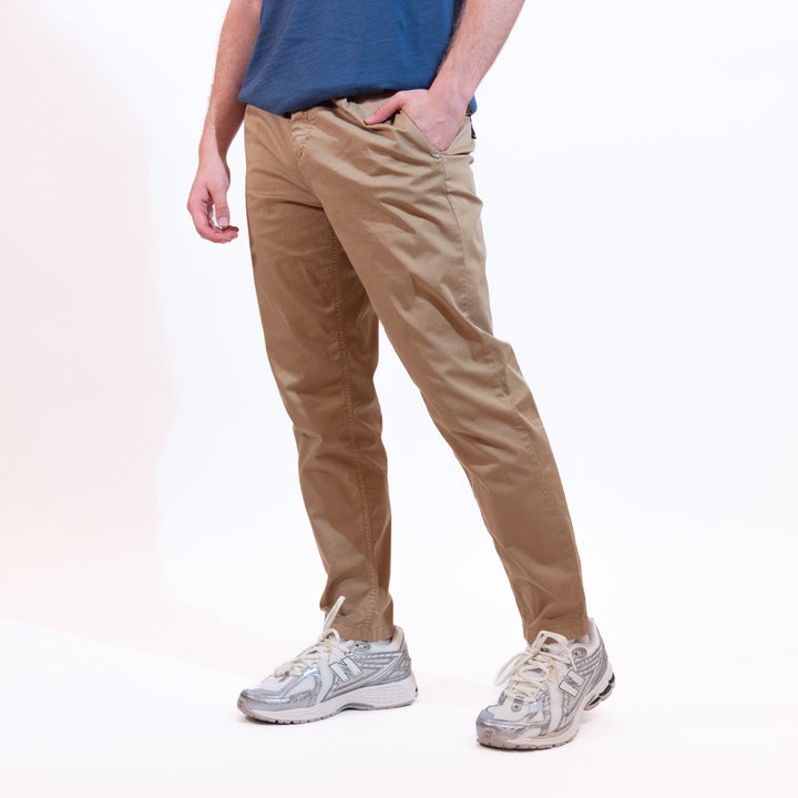 Berna Pantalone Con Pinces Deserto
