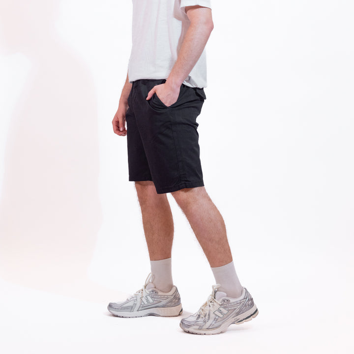Lyle & Scott Bermuda Chino Black