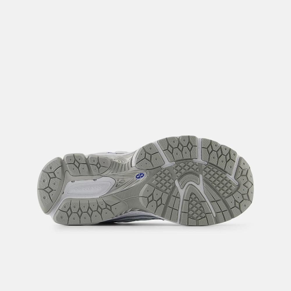 New Balance Sneakers 1906