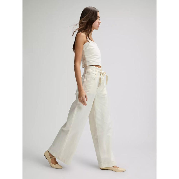 Lee Regular Lightweight Pleated Trouser Natural Donna
