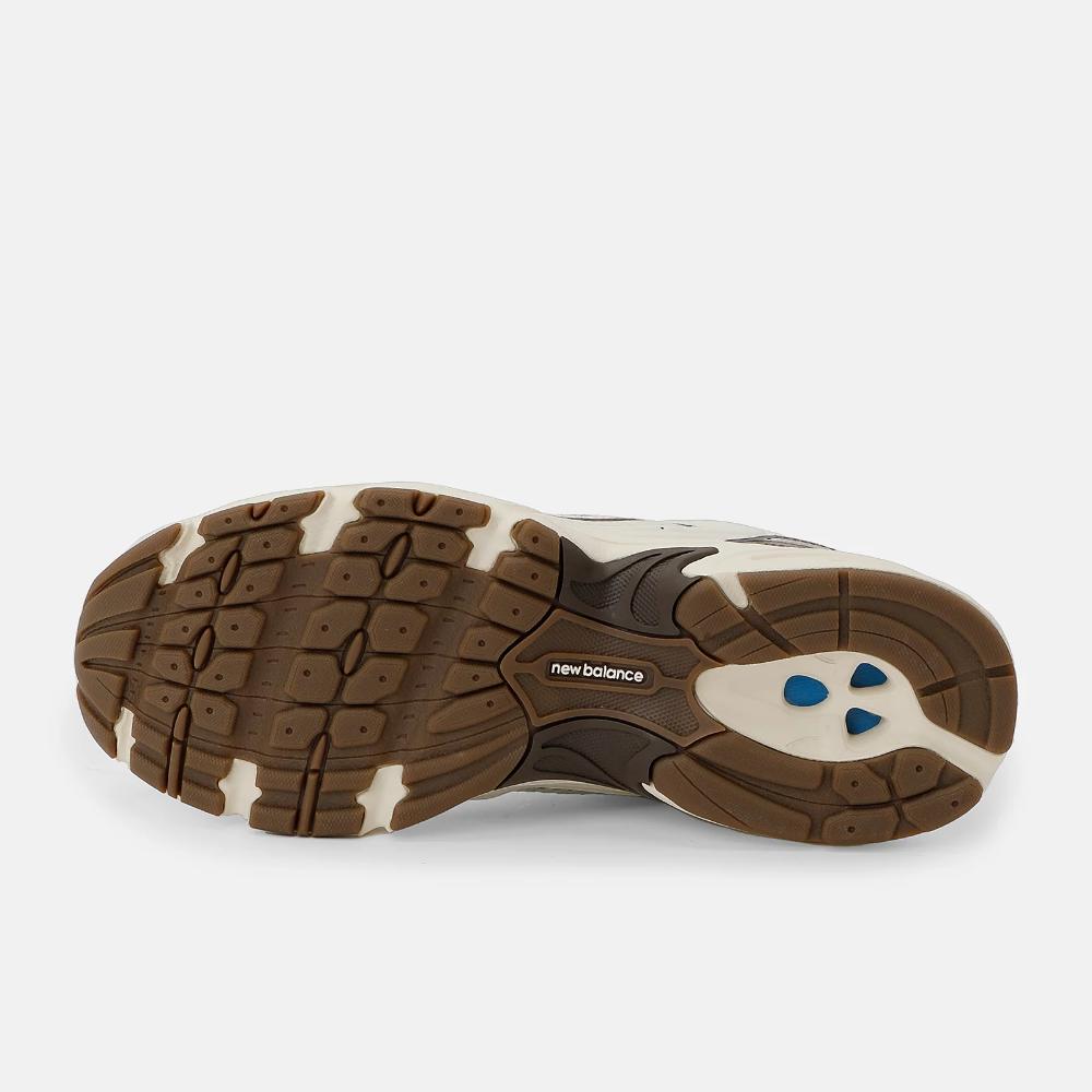 New Balance 530 TURTLEDOVE con Angora e Mushroom