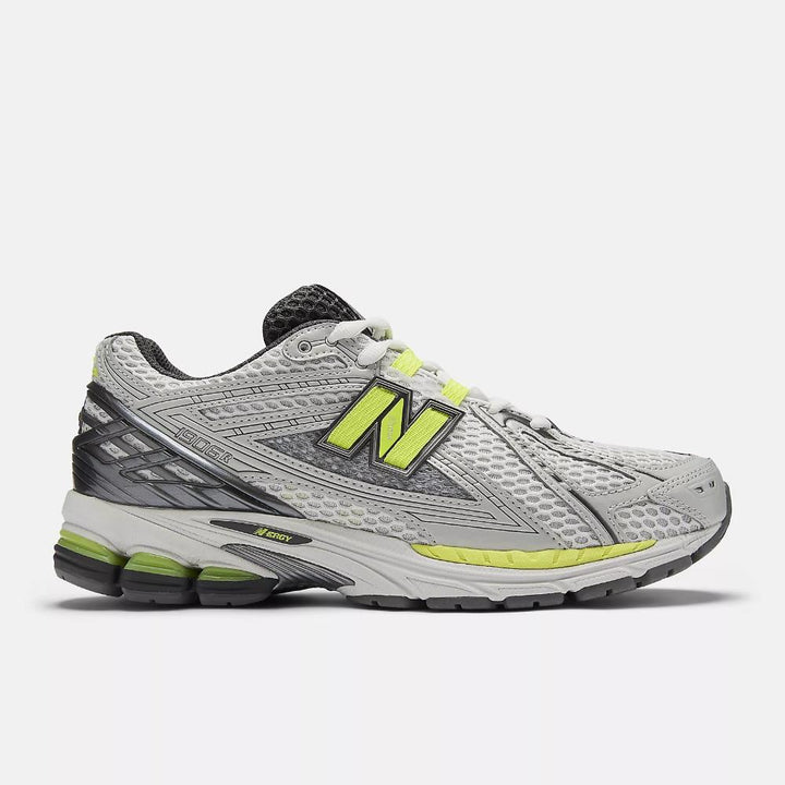 New Balance U1906R Light Silver Metallic con Alkaline Green