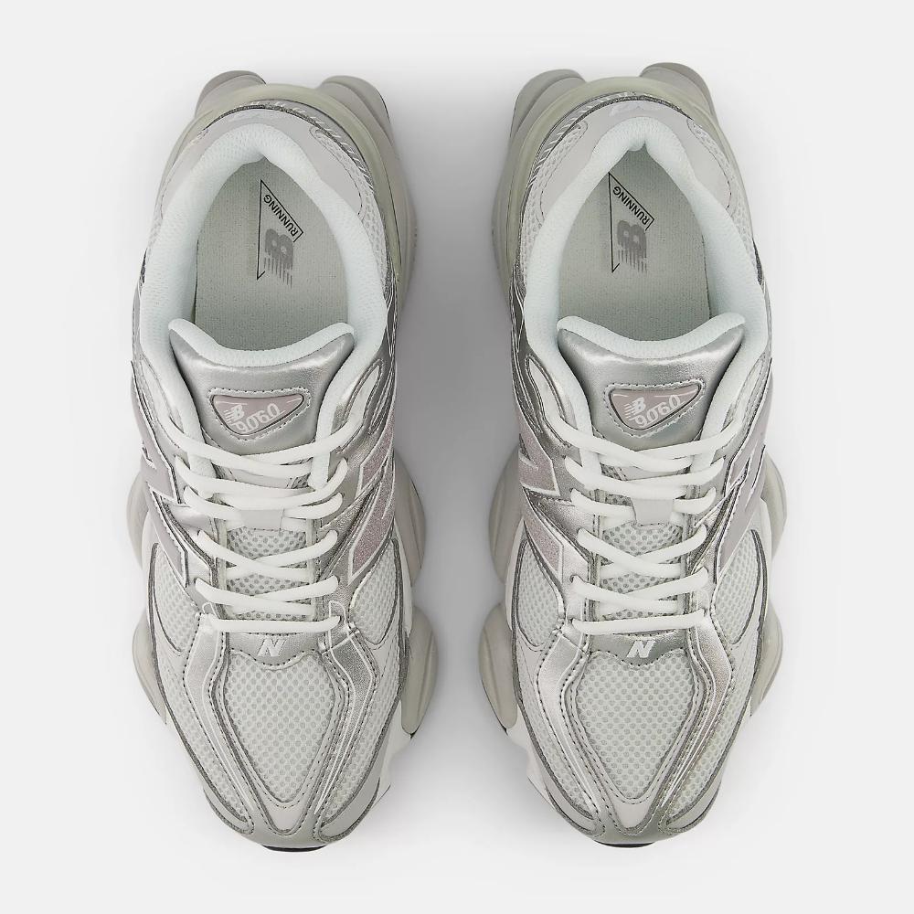New Balance 9060 Scarpe Raincloud Con Truffle Salt