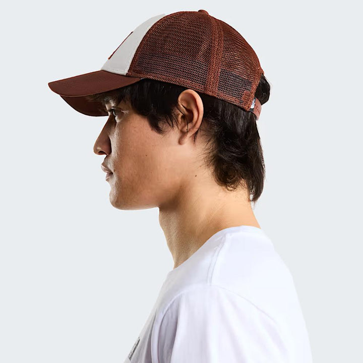 The North Face Cappellino Trucker Mudder Ember Soil-White